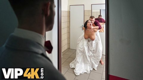 BRIDE4K. Locked WC Adventure - Pornhub.com